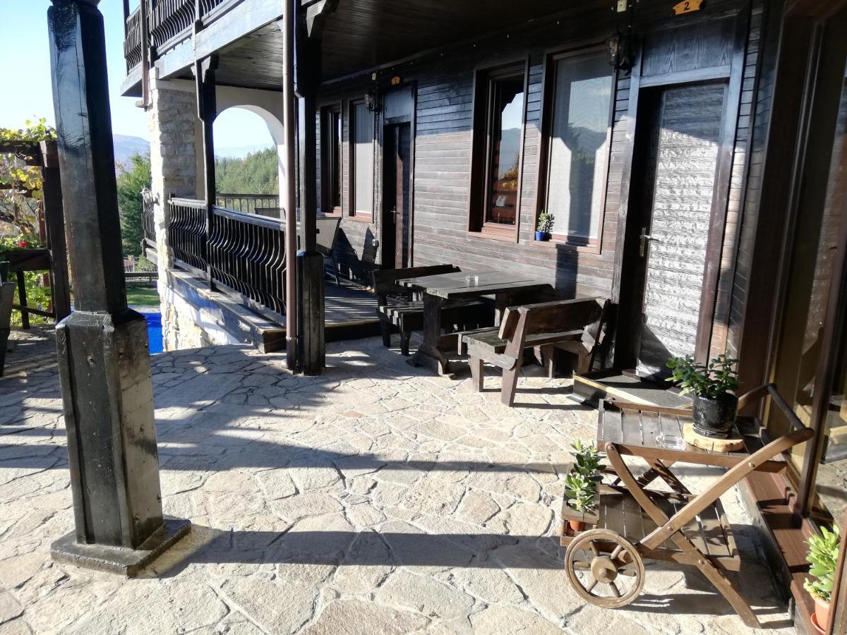 Trifon Zarezan Family Hotel Glavatarți Exterior foto